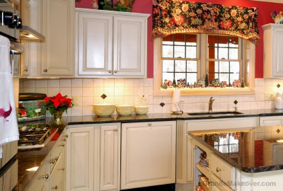 Kitchen Granite Countertop Pictures on Granite Countertop With Country Kitchen Tile Backsplash